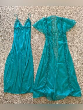Vintage Teal Satin Nightgown & Sheer Lace Peignoir Set